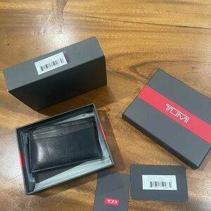Tumi Black Leather Slim Card Holder